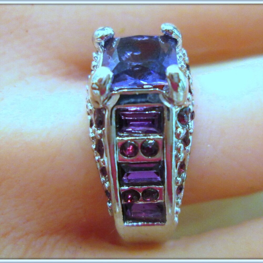 Alexandrite Beautiful Art Dico Ladies Unique Ring Size 7
